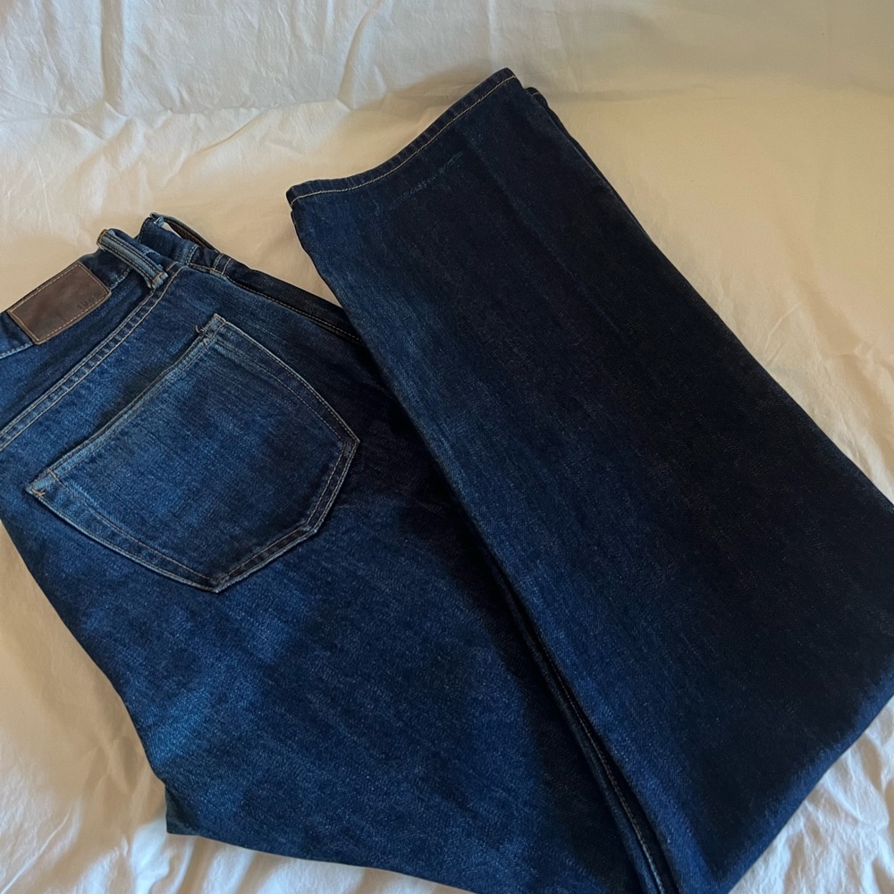 Gap- Salvage denim. Sz 32/32.
